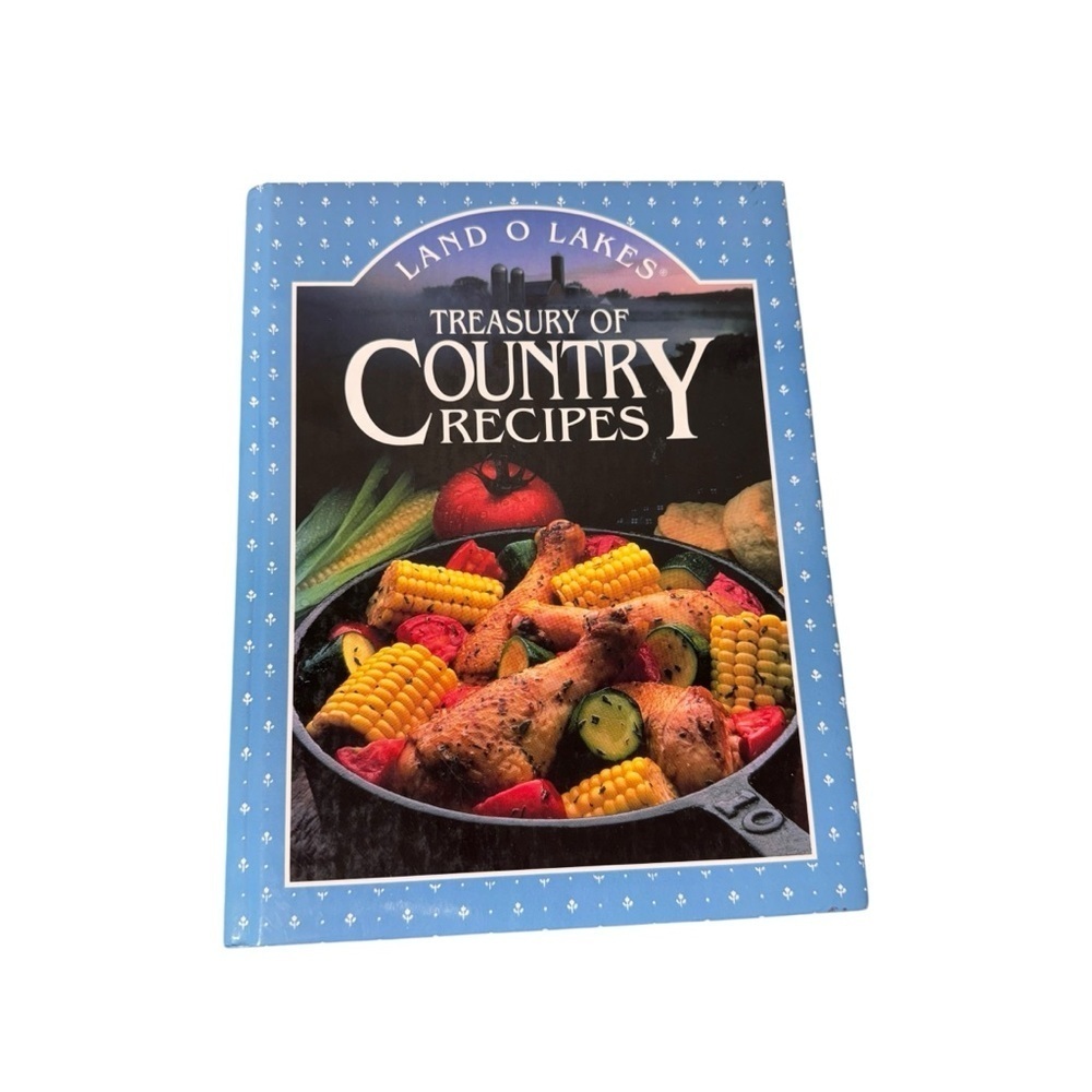 Vintage Cook Book - Land O Lakes - Treasury of Country Recipes - 1992 Hard Cover